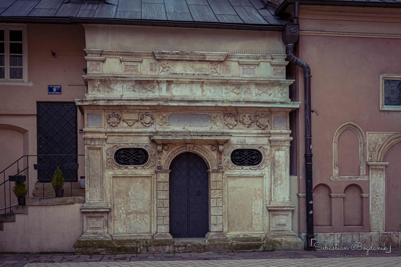 A Renaissance detail by St Barbara’s Church.